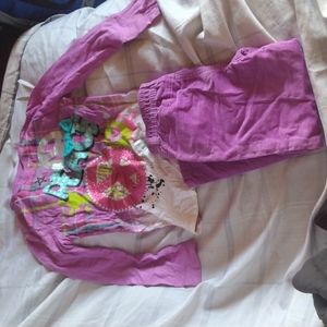 Little girl's clothes